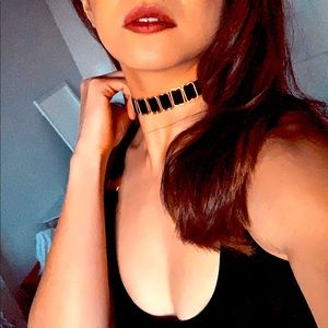 Black velvet choker